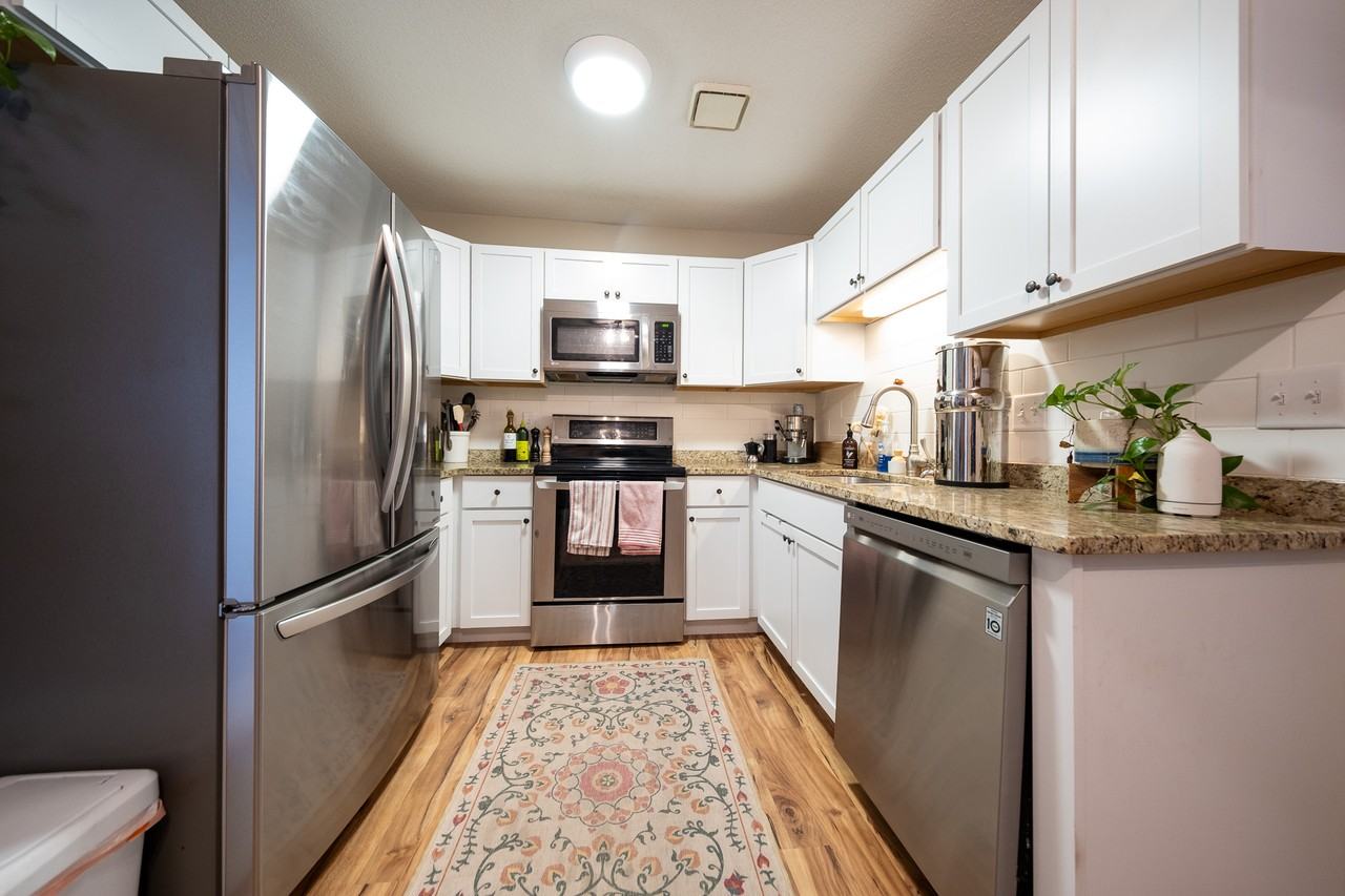 1637 Christie Place #1 - Photo 6 of 23