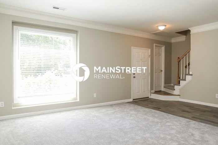 1511 Groveland Trl - Photo 5 of 18