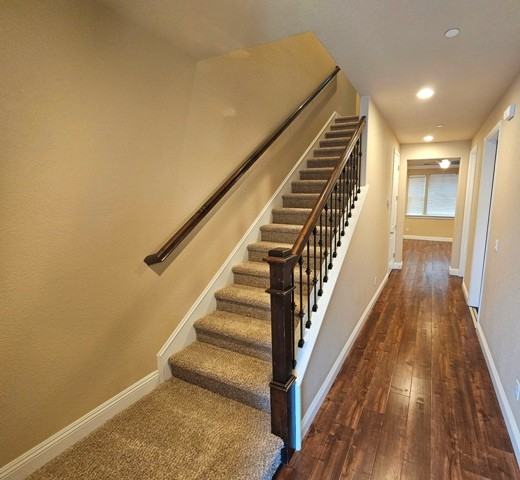 541 Addison Court - Photo 2 of 18