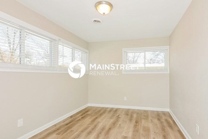 8412 Chalons Court - Photo 7 of 16