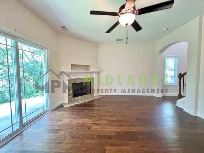 248 Cherokee Pond Ct - Photo 6 of 41