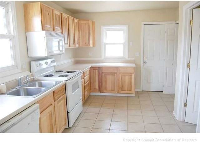 423 East 6th Street #NA - Photo 6 of 12