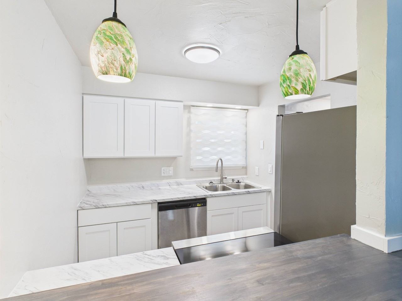 1044 Coronado Parkway South #C - Photo 4 of 31