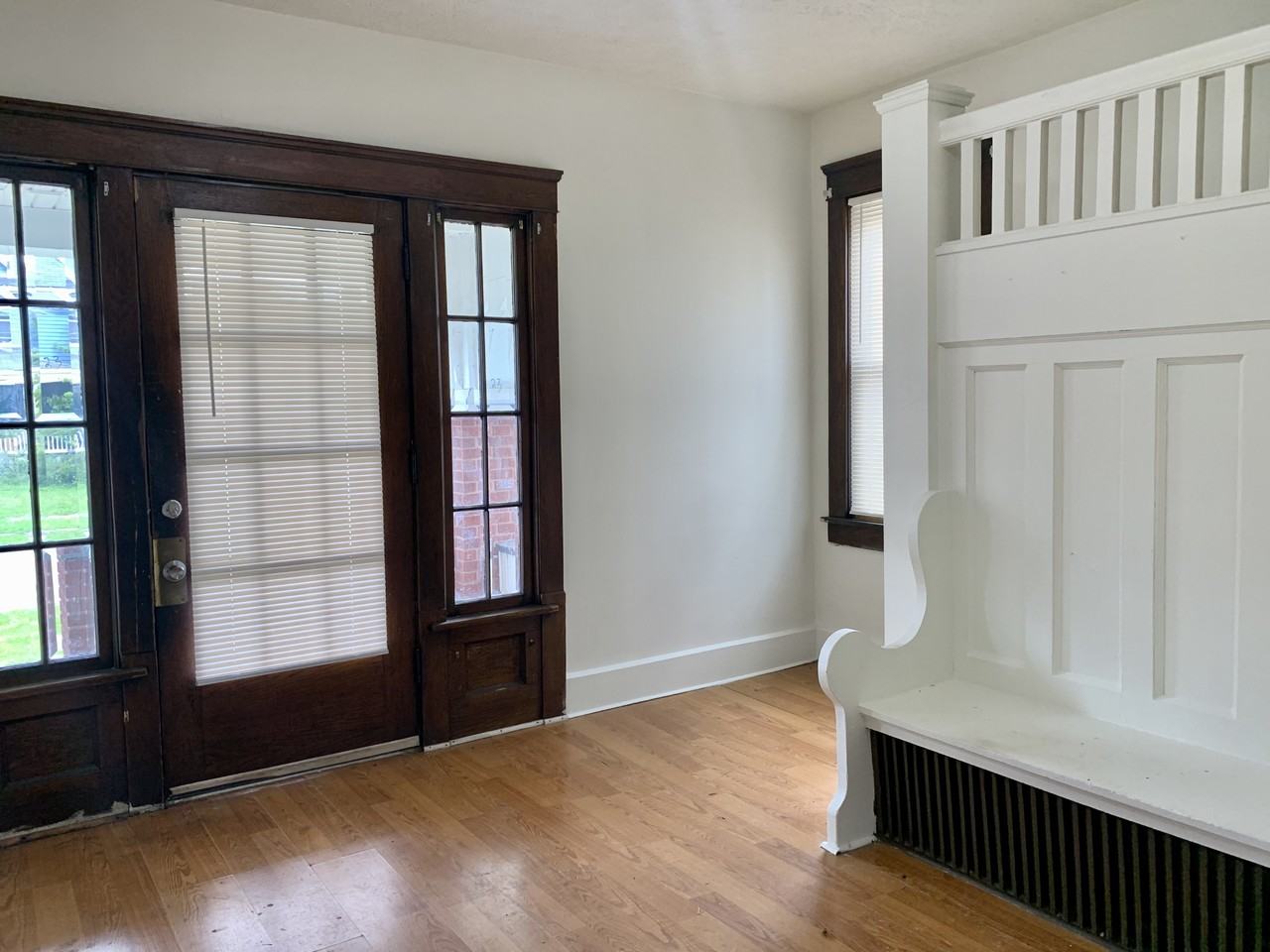 201 Broad Avenue Northwest #NA - Photo 2 of 10