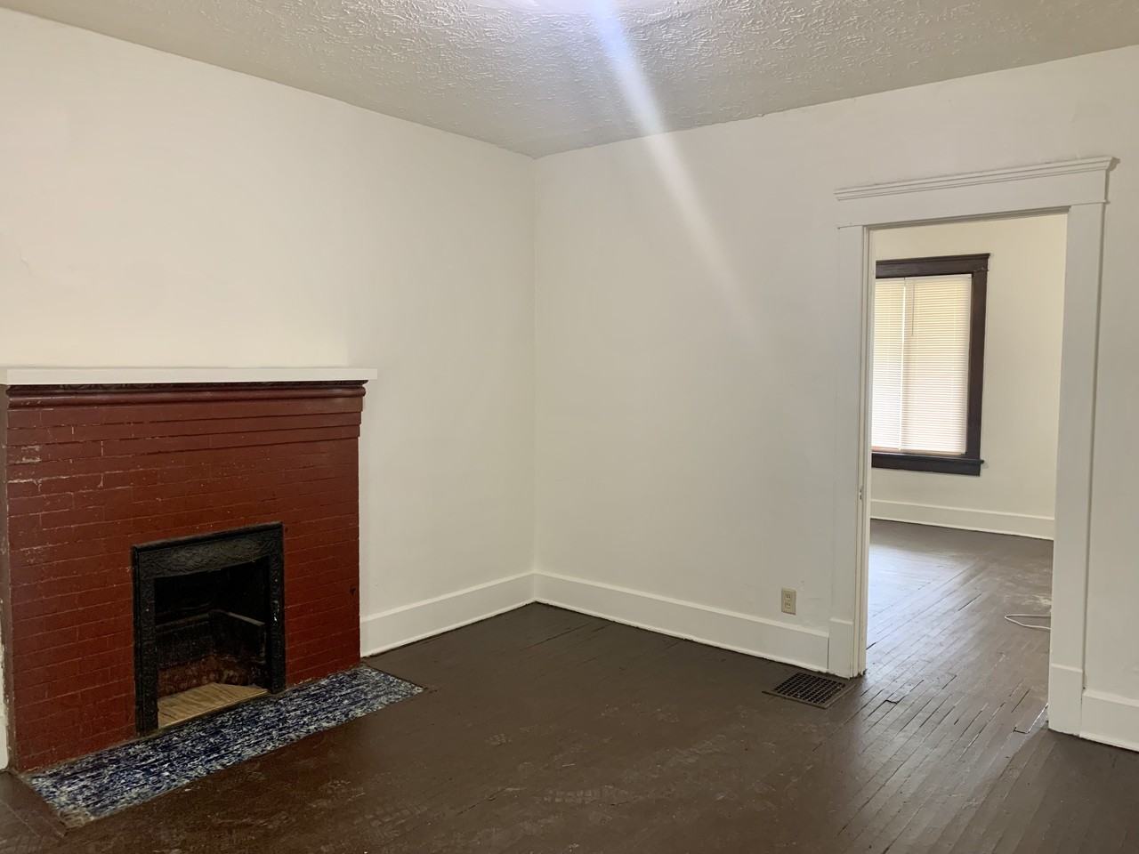 201 Broad Avenue Northwest #NA - Photo 4 of 10