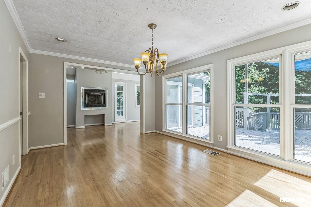 3655 Liberty Ln #NA - Photo 3 of 29