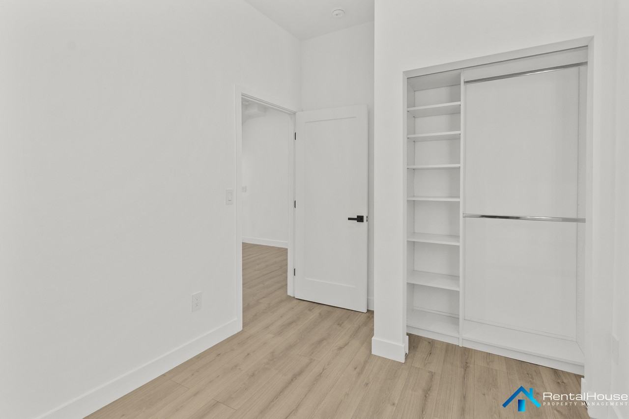 2821 Avenel Street #A - Photo 6 of 25