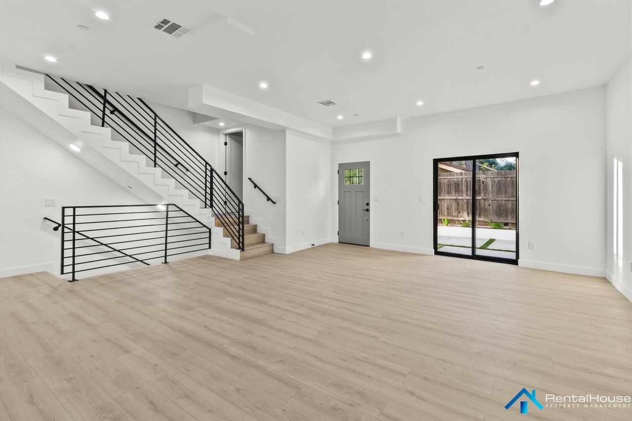 3005 La Paz Drive #A - Photo 3 of 27