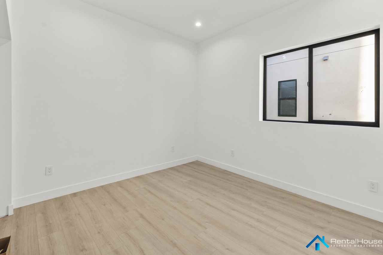 3005 La Paz Drive #A - Photo 5 of 27