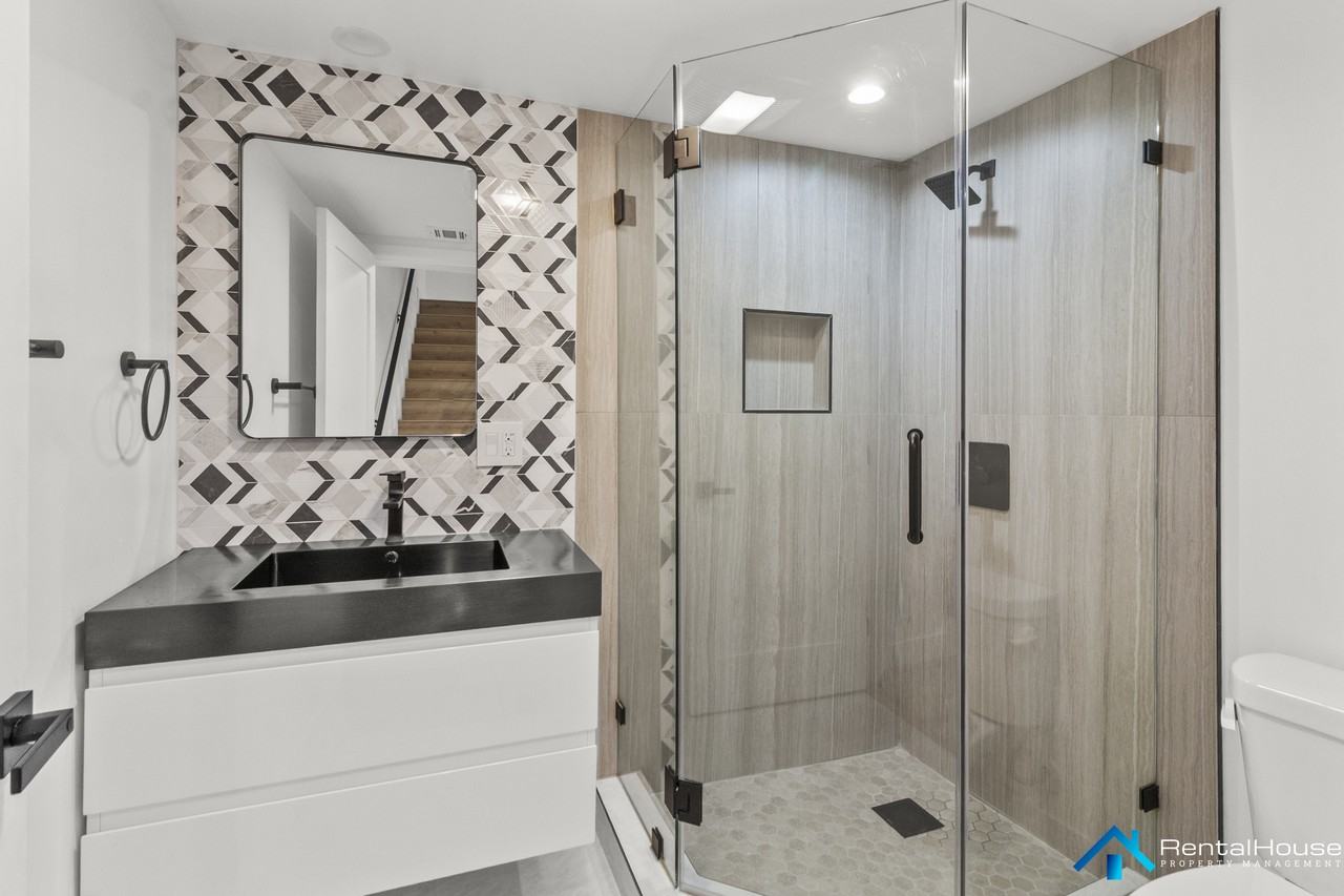 3005 La Paz Drive #A - Photo 7 of 27