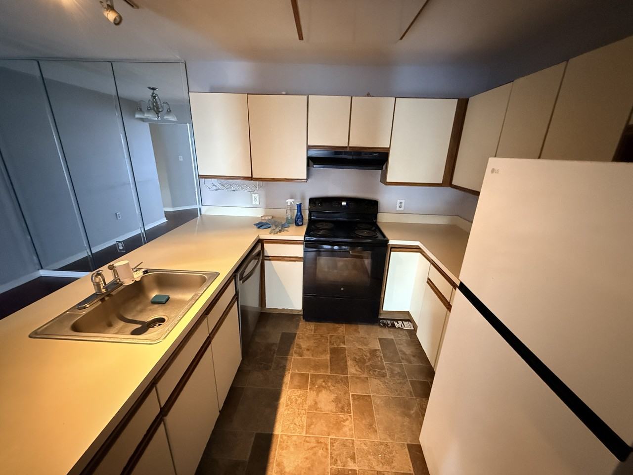 310 Heather Croft #310 - Photo 4 of 10