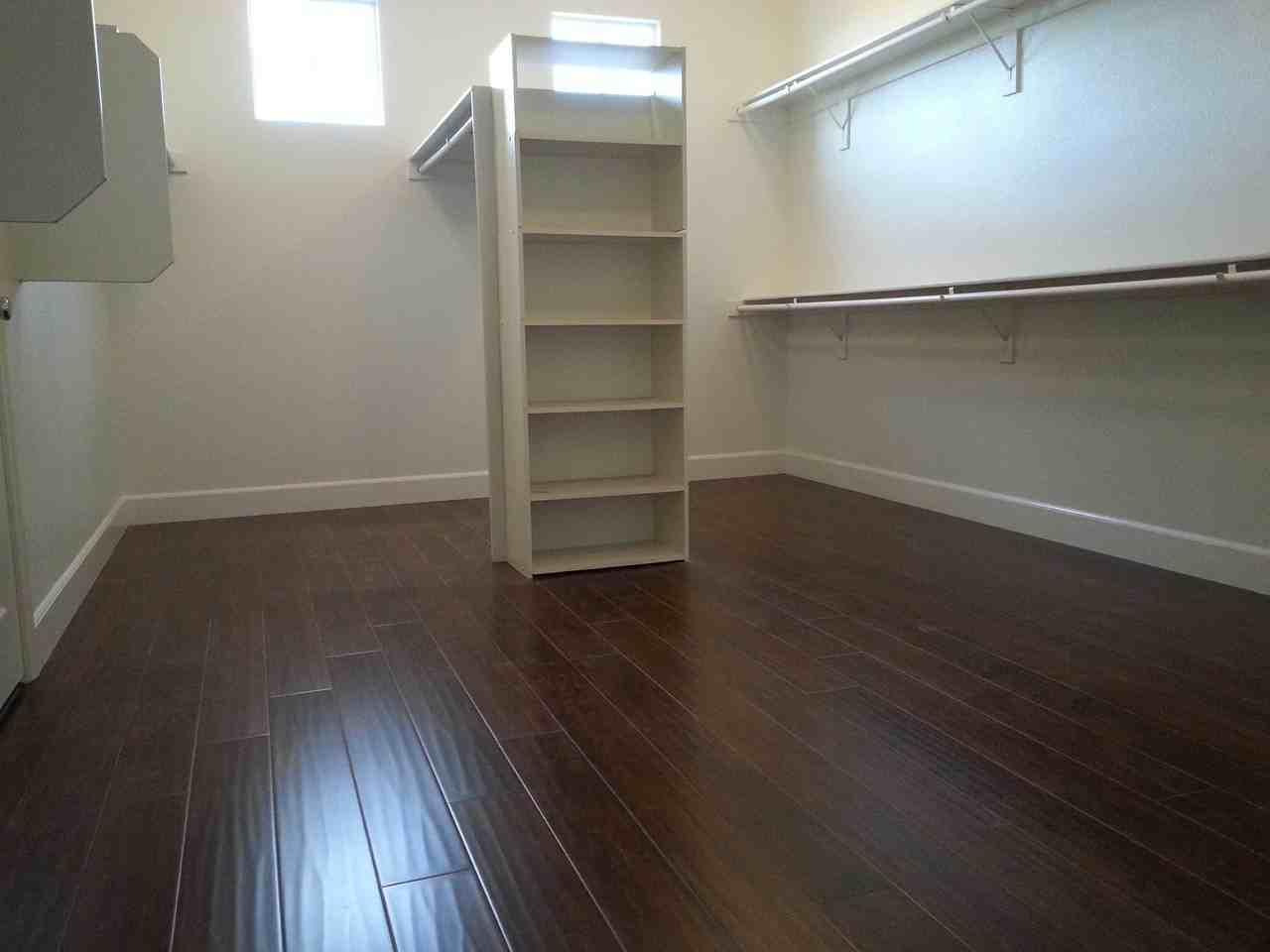 936 Mccall Circle #NA - Photo 4 of 12