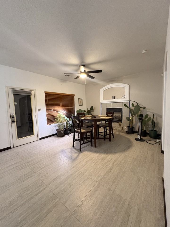 1647 Corte Del Sol Northwest #NA - Photo 7 of 16