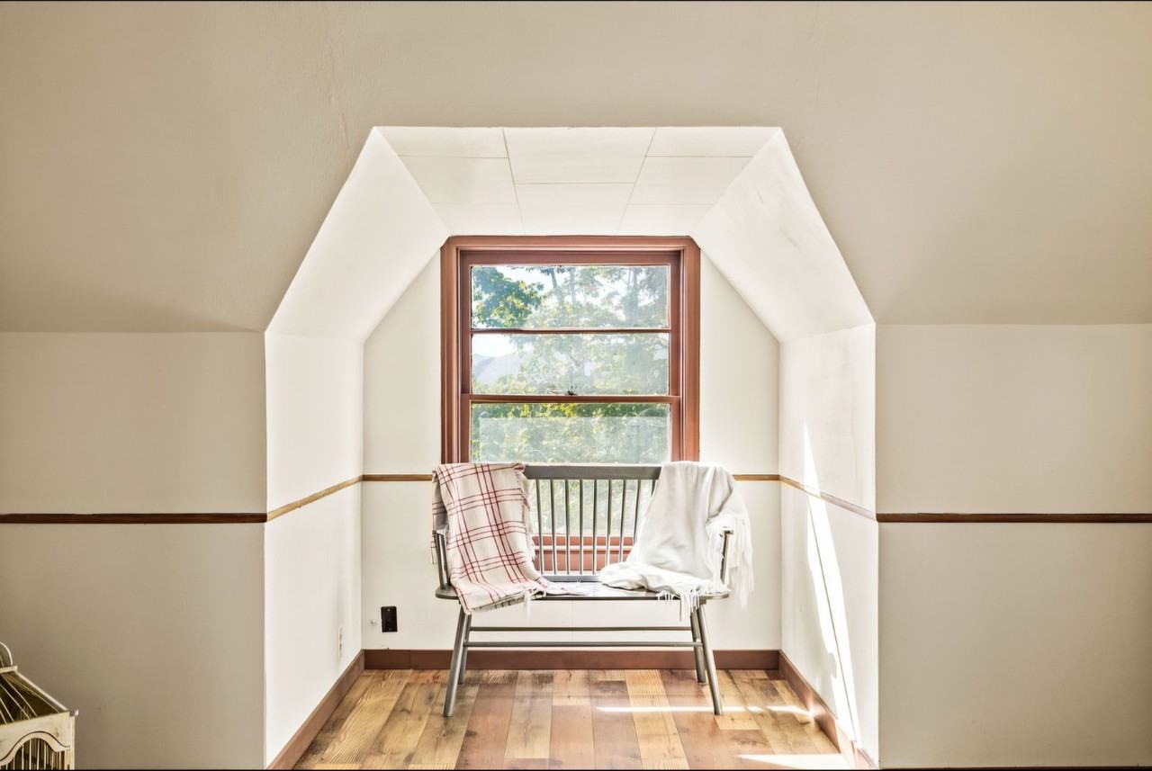 1548 Northwest Eden Street #NA - Photo 4 of 20