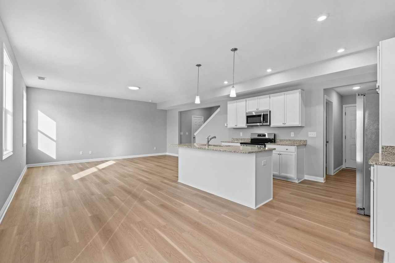 105 Lambert Field - Photo 4 of 20