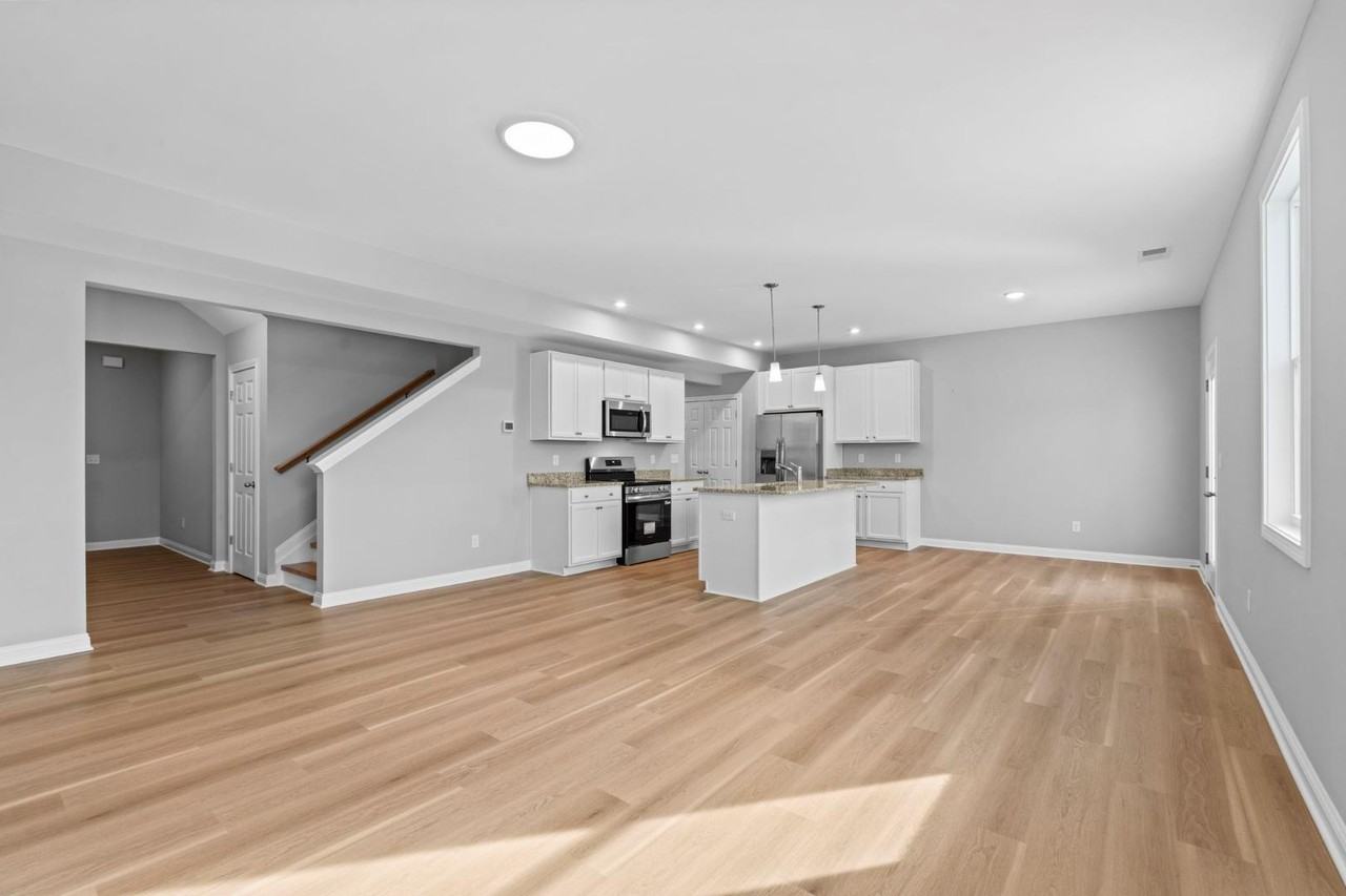 105 Lambert Field - Photo 5 of 20