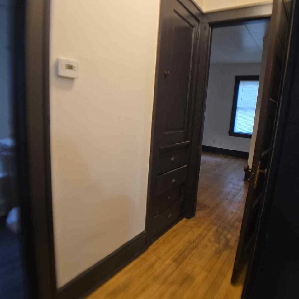 254 East Keefe Avenue #252 - Photo 6 of 8