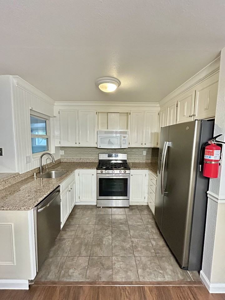 461 Pamela Drive #1 - Photo 4 of 12