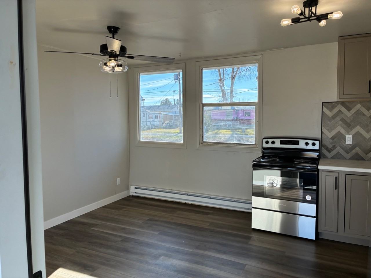 2021 18th Street - Photo 4 of 11