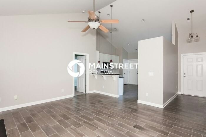 2873 Island Point Drive Northwest - Photo 5 of 16