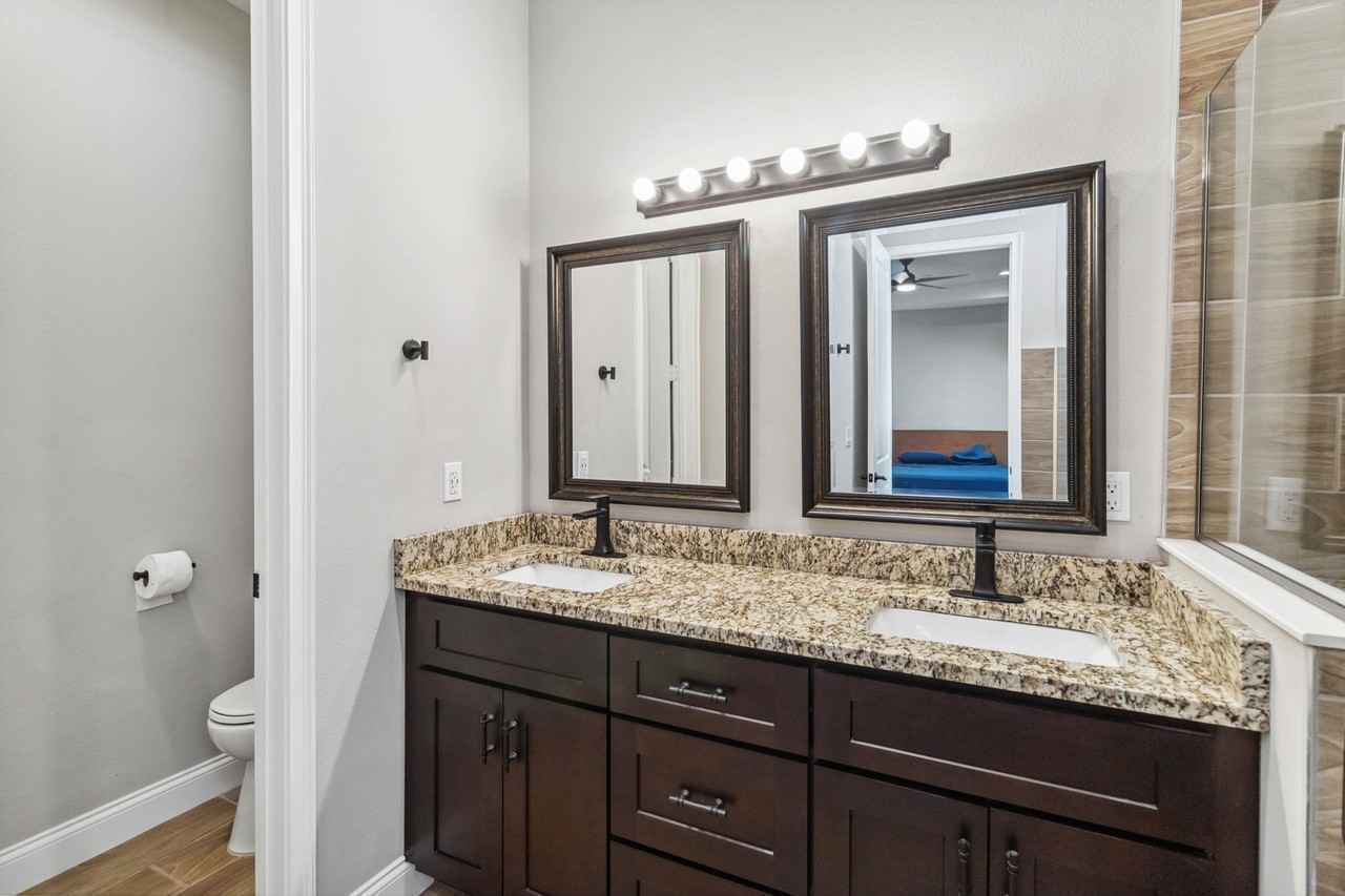 6592 Taxiway Cir #1 - Photo 5 of 21