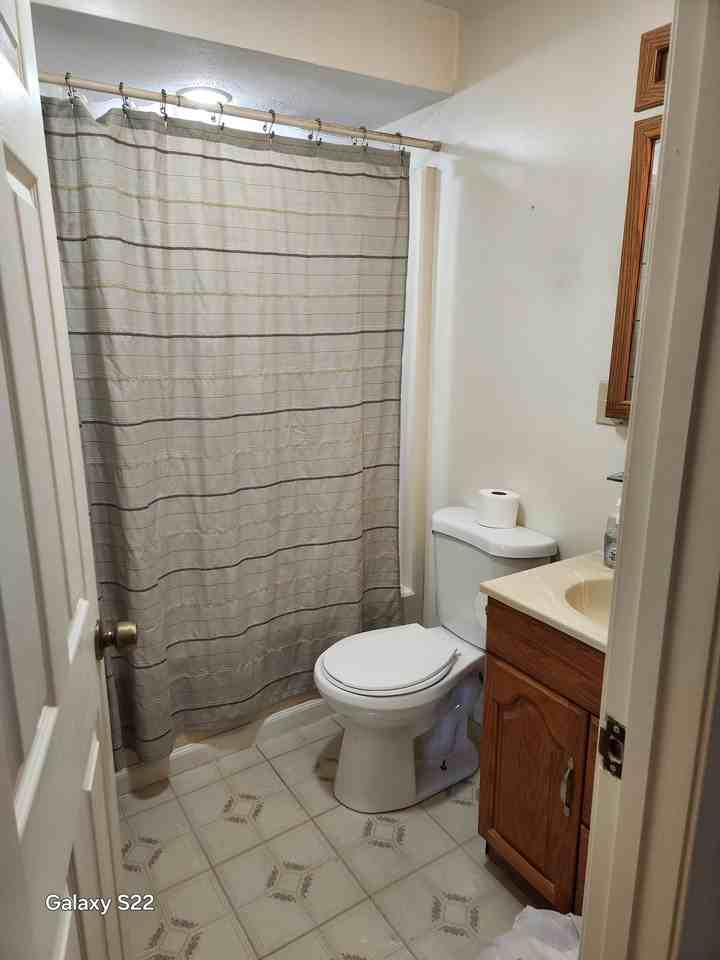 7 Garfield Ave #1-1BDRM - Photo 3 of 9
