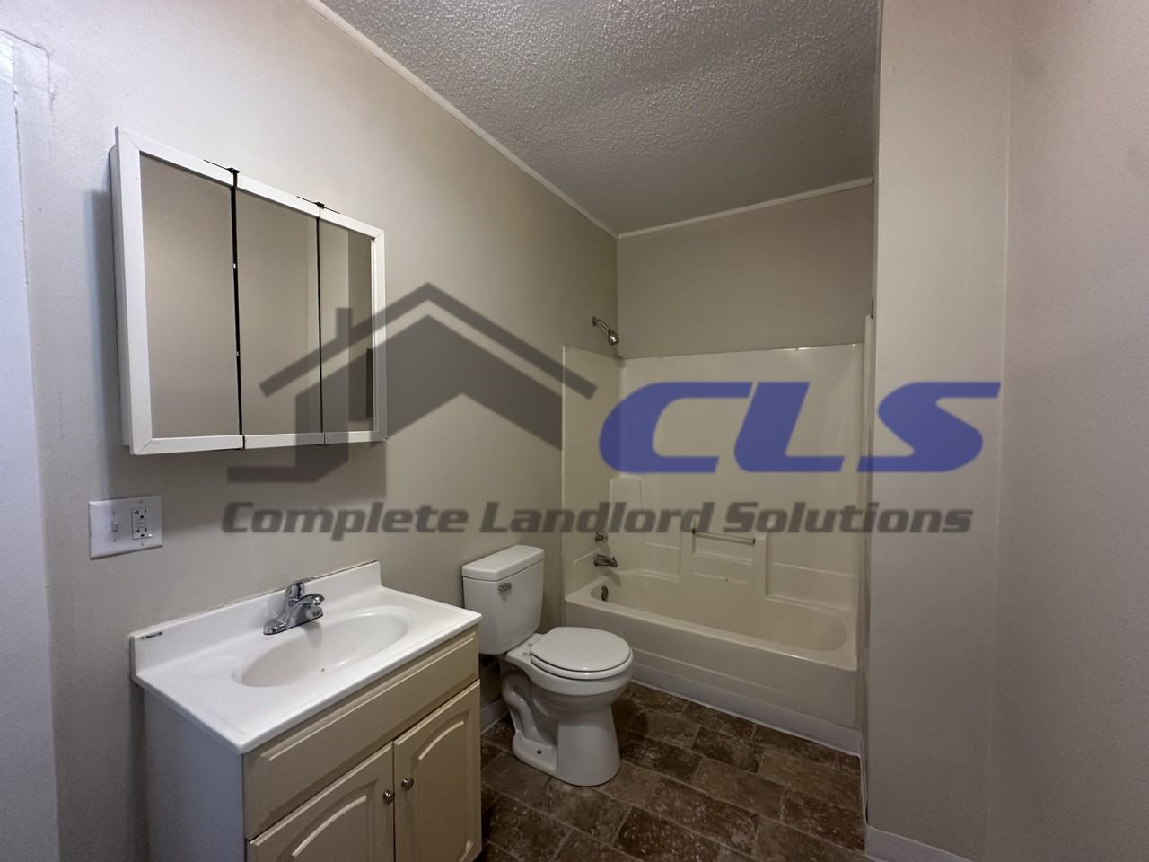 1106 S 11th 1/2 St #1 - Photo 5 of 5