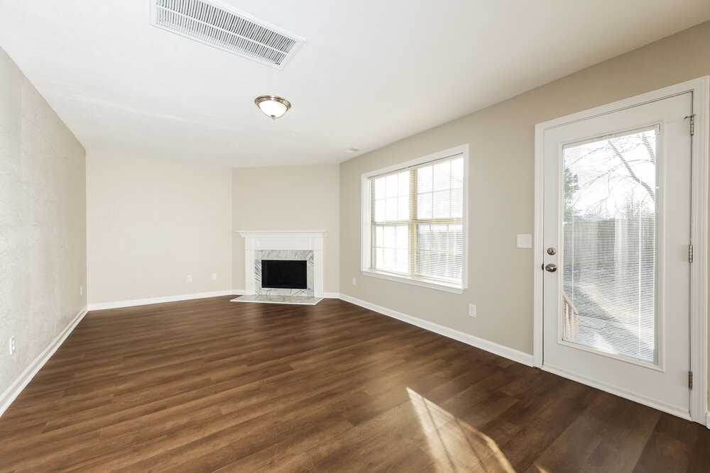 321 Cedar Park Cir - Photo 5 of 17