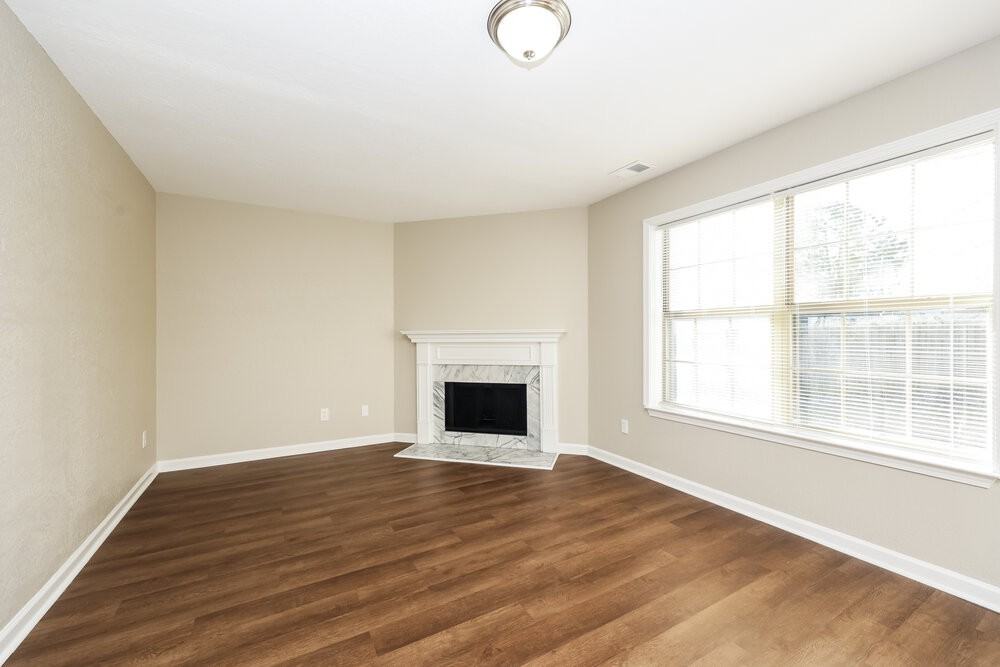 321 Cedar Park Cir - Photo 6 of 17