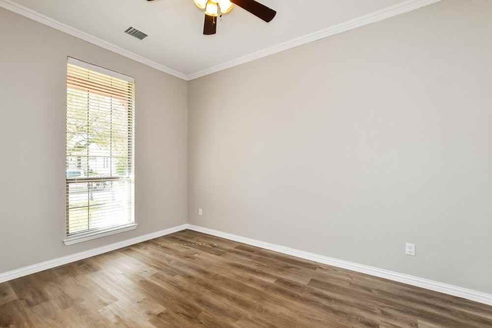 2813 Independence Dr - Photo 7 of 17