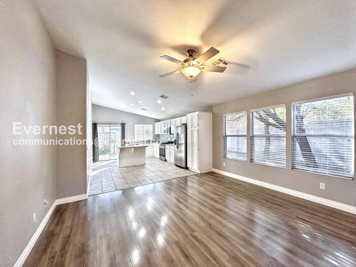 284 Cattlebaron Ter - Photo 5 of 17