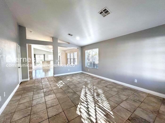 284 Cattlebaron Ter - Photo 6 of 17