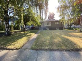 featured image of 11 Creston Crescent NW #BS