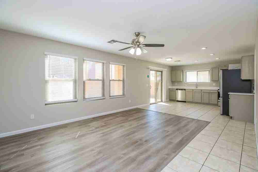 3453 S Chaparral Rd - Photo 5 of 17