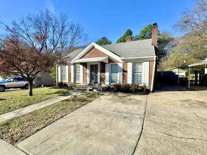 135 S Greer St - Photo 2 of 25