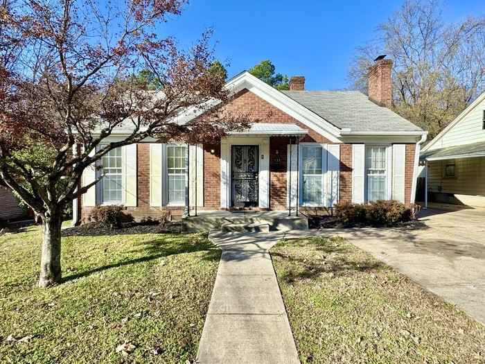 135 S Greer St - Photo 3 of 25