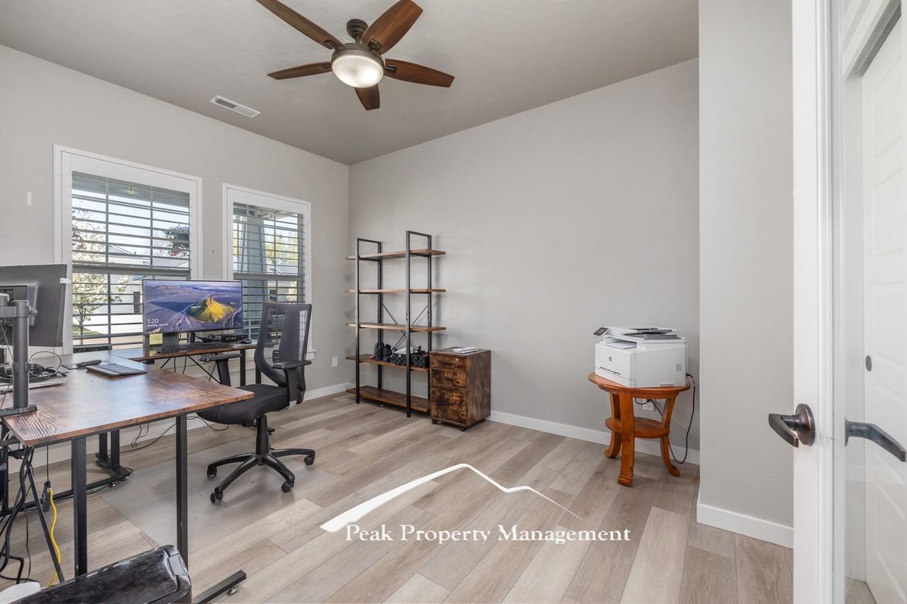 18272 North Wild Goose Avenue #1 - Photo 5 of 34