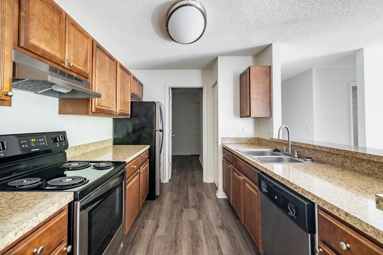 Lakewood Apartments - Photo 3 of 57