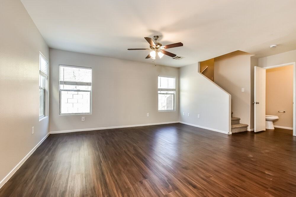 4136 Buckland Ct - Photo 5 of 17