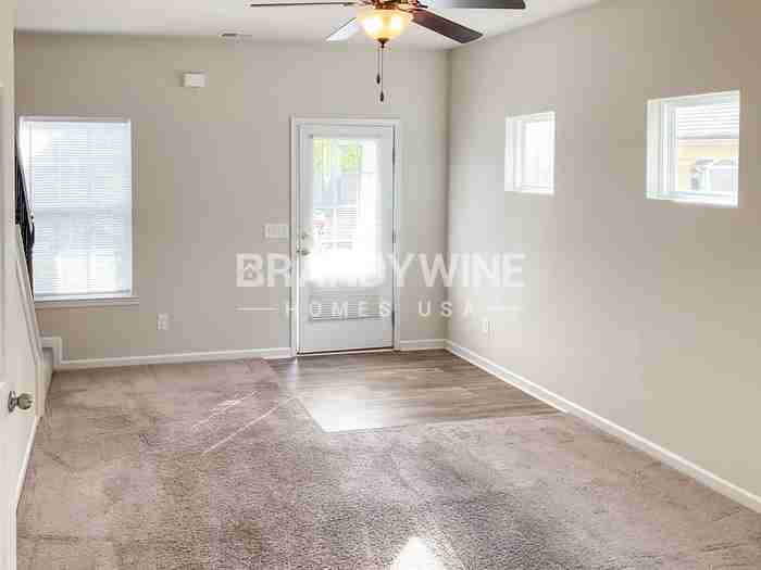 108 Howard Ave - Photo 6 of 19