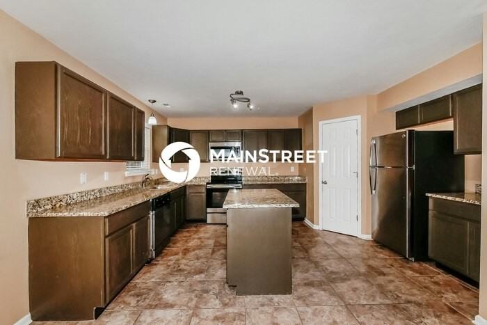 8144 Wood Hollow Ln - Photo 7 of 19