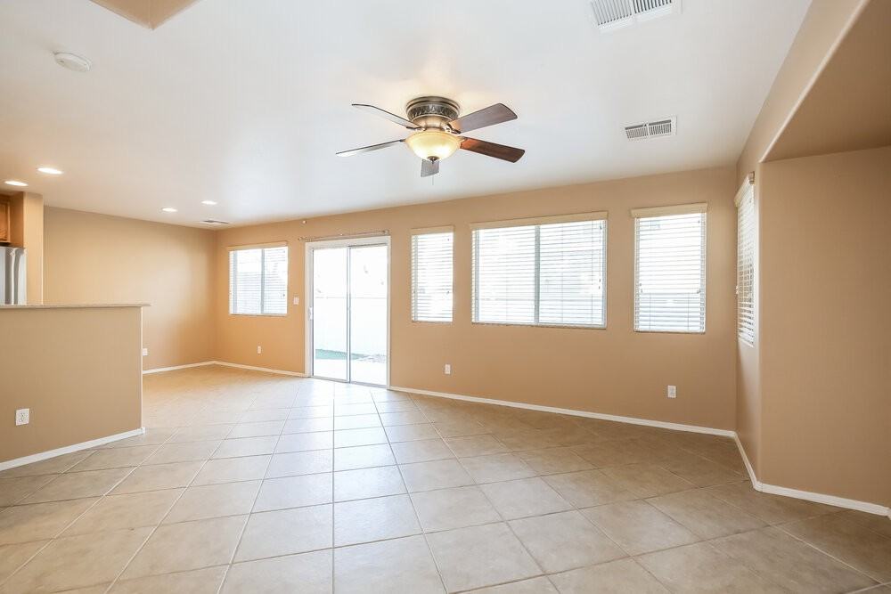 8204 Wildwood Glen Dr - Photo 6 of 17