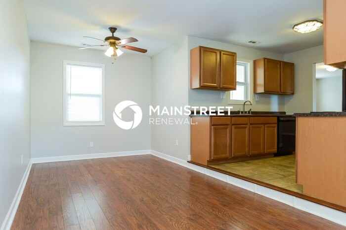 8524 West 86th Street - Photo 6 of 16