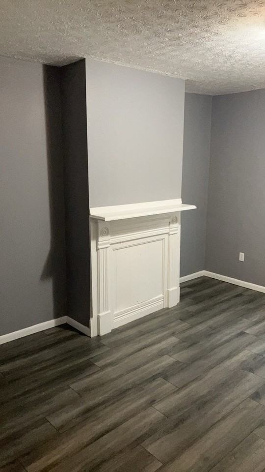 105 S Irwin St - Photo 7 of 37