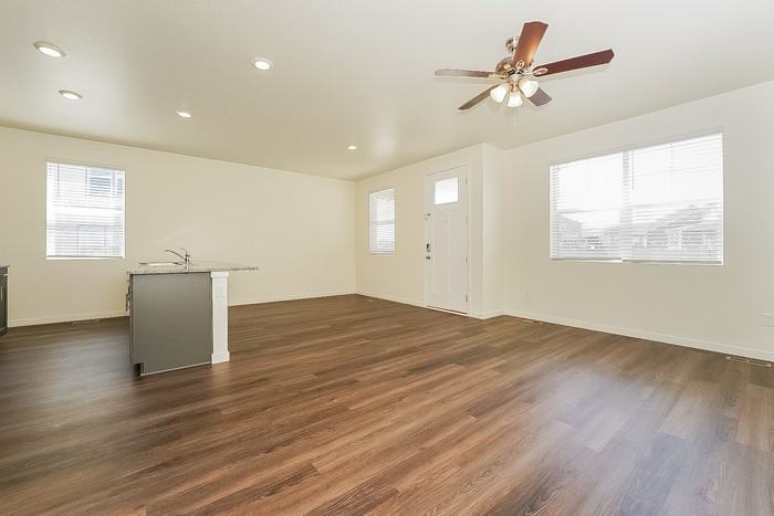 13405 Oneida Street - Photo 6 of 17