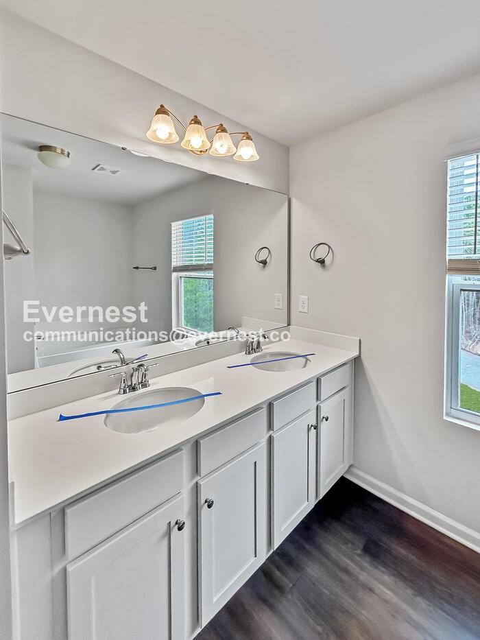 109 Big Bertha Dr - Photo 4 of 20