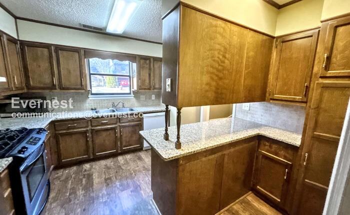 493 Cedar Crest Drive - Photo 3 of 19