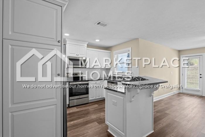 712 Chatsworth Way - Photo 5 of 30