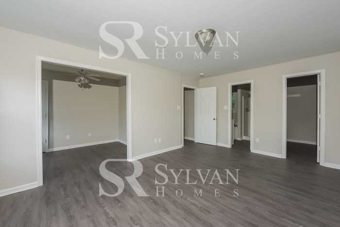 3502 Skipping Rock Pl - Photo 4 of 15