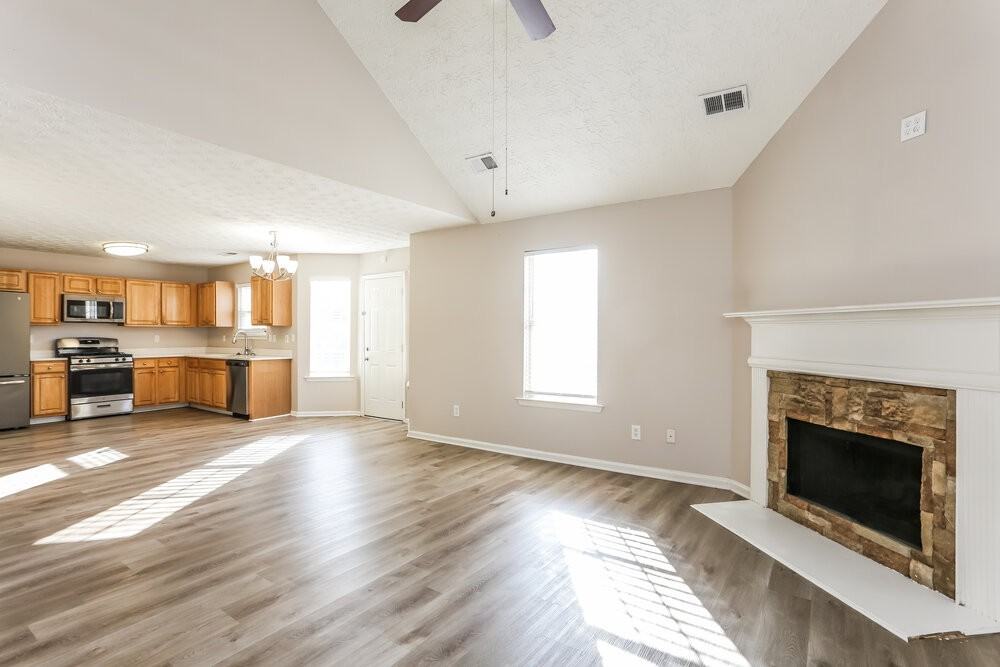 260 Toffee Ct - Photo 4 of 17